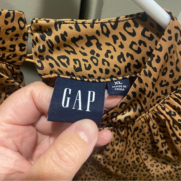 GAP Leopard Printed Satin Blouse - Picture 3 of 3